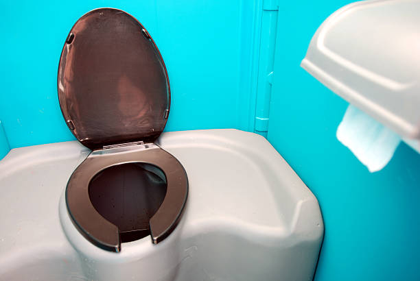 Best Porta potty rental for festivals  in Amherst, WI