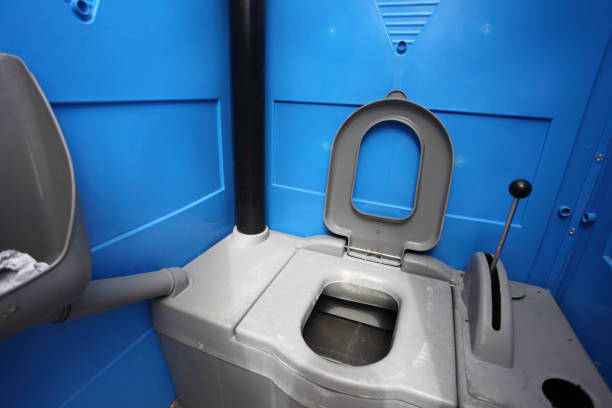 Best Affordable portable toilet rental  in Amherst, WI